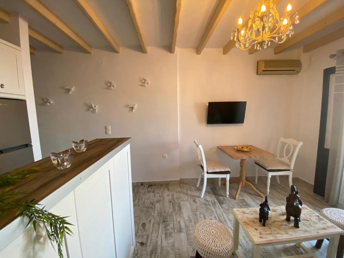 סקאלה Petridi Maria Suites & Apartments מראה חיצוני תמונה