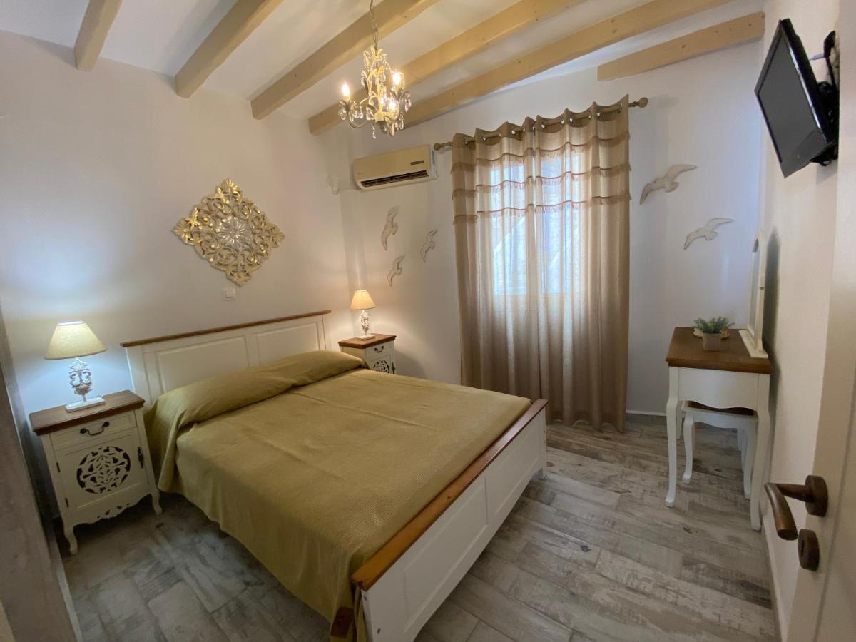 סקאלה Petridi Maria Suites & Apartments מראה חיצוני תמונה