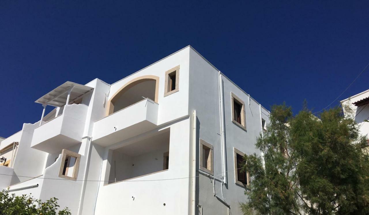 סקאלה Petridi Maria Suites & Apartments מראה חיצוני תמונה